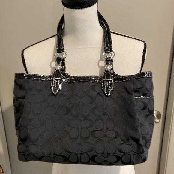 Coach Handbag - Picture 2 of 6